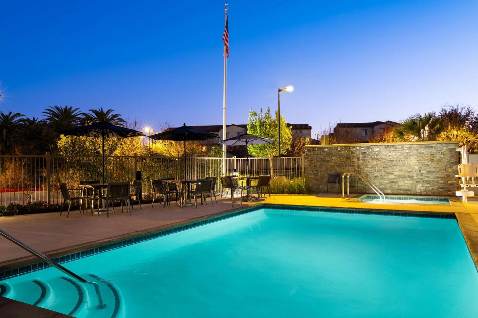 Courtyard By Marriott Sunnyvale Silicon Valley Luaran gambar